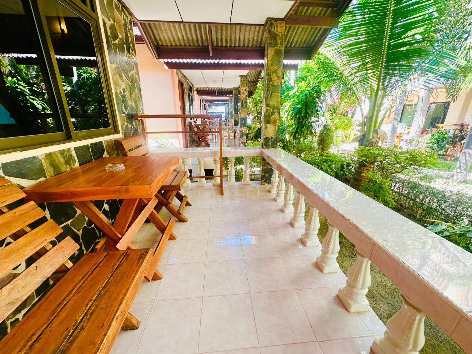 Family House Resort, Haad Rin Bilik gambar