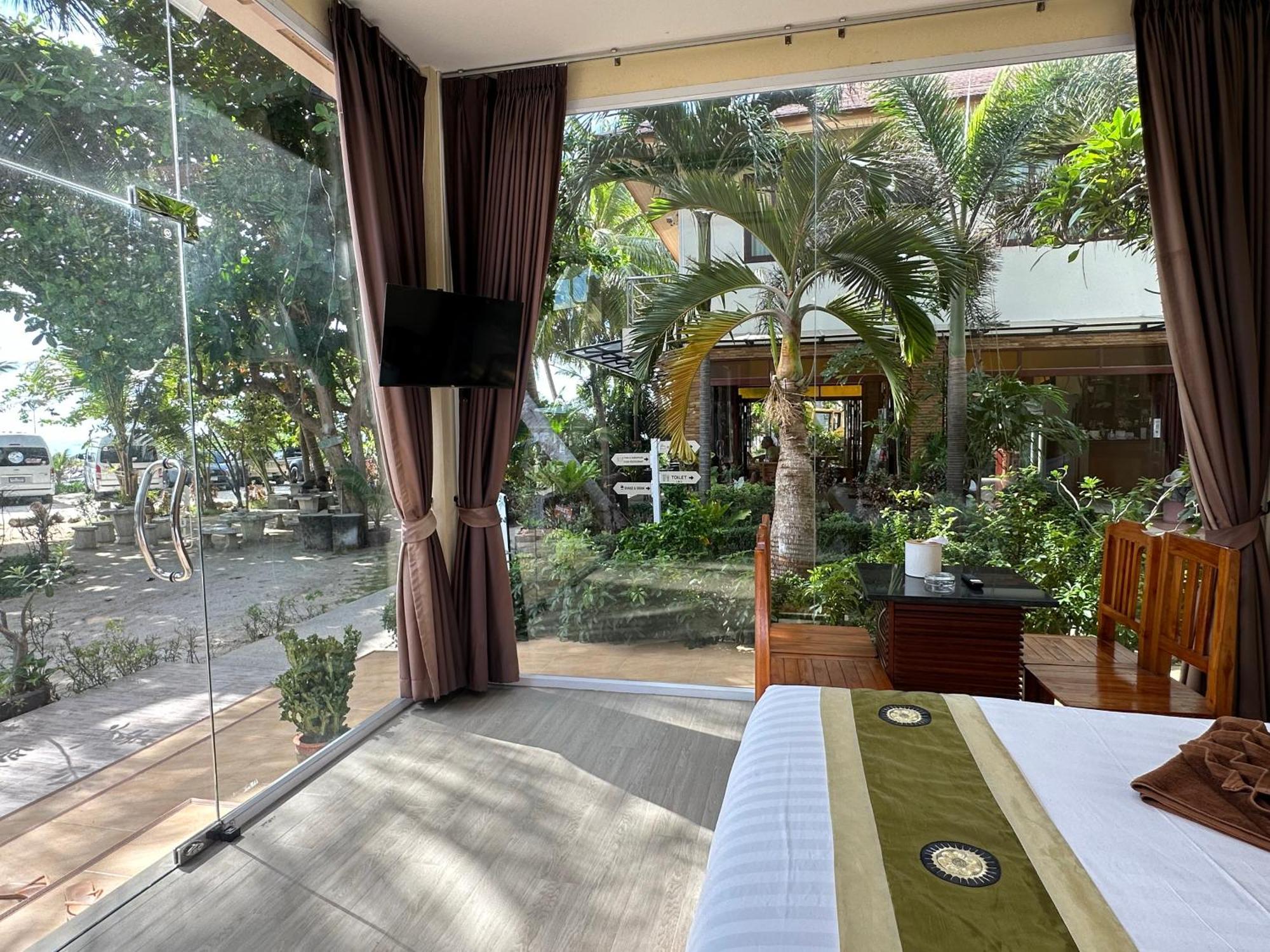 Family House Resort, Haad Rin Bilik gambar