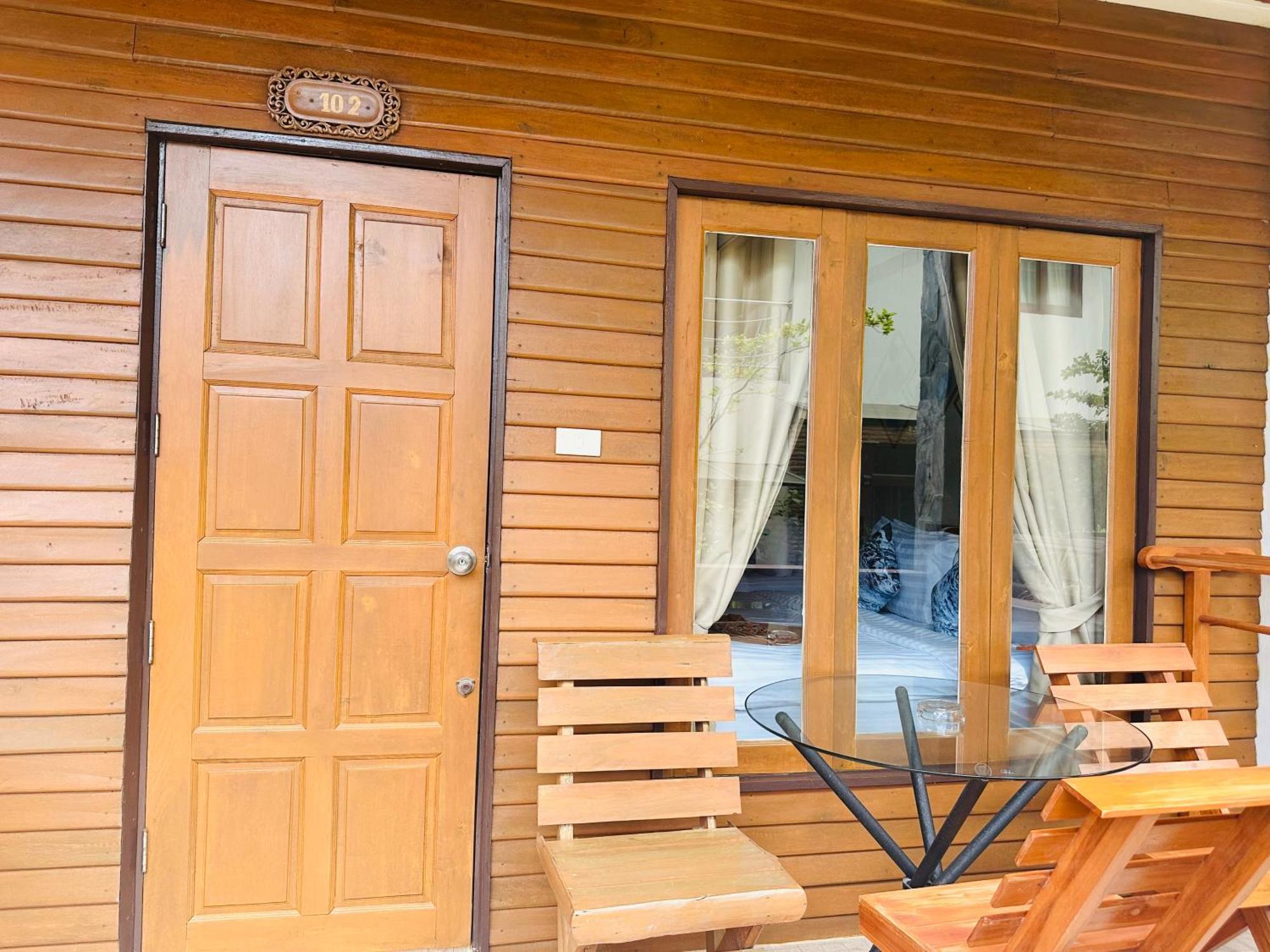 Family House Resort, Haad Rin Bilik gambar